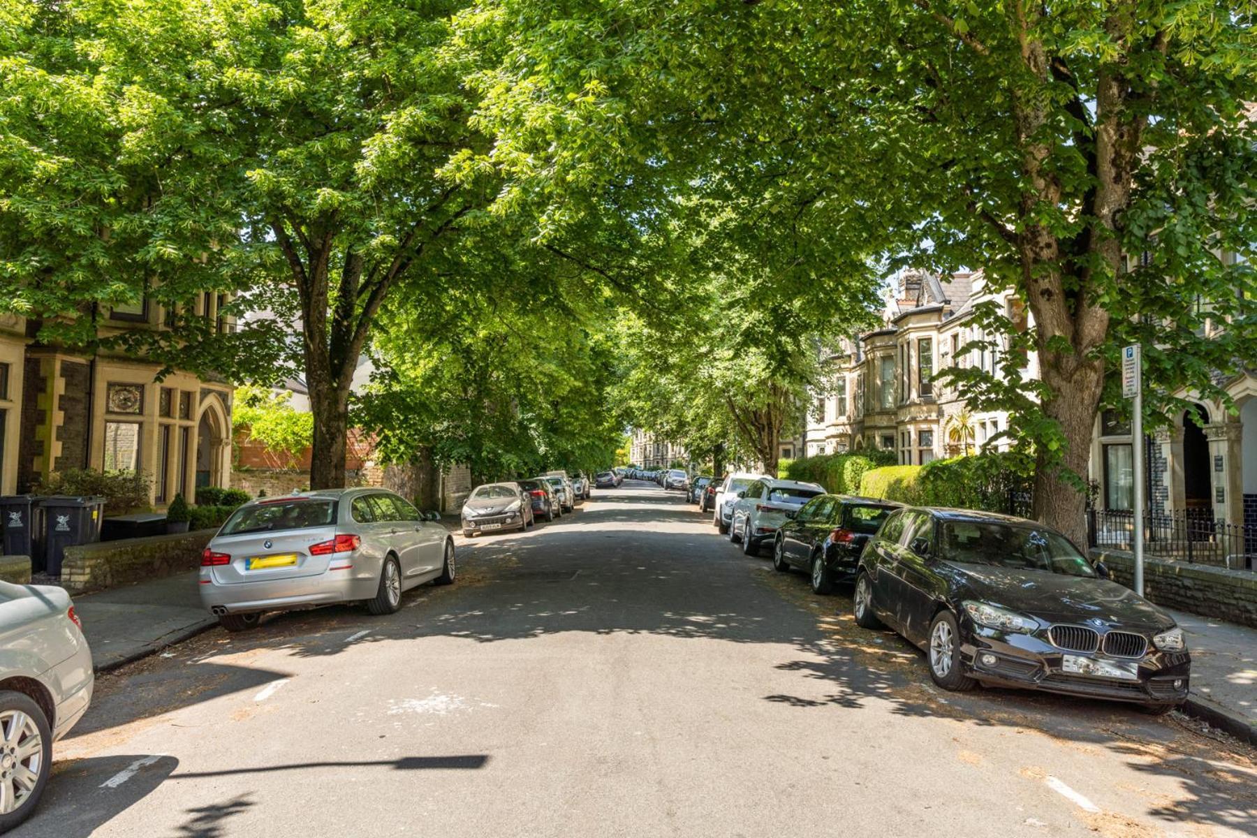 Charming Elegance At The Pontcanna Pearl - Prime Location With Comfort And Style Cardiff Buitenkant foto